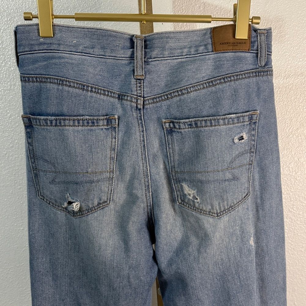 American Eagle Outfitters Women's mom jeans-Light Blue- Ripped - Size 2 - Picture 5 of 9